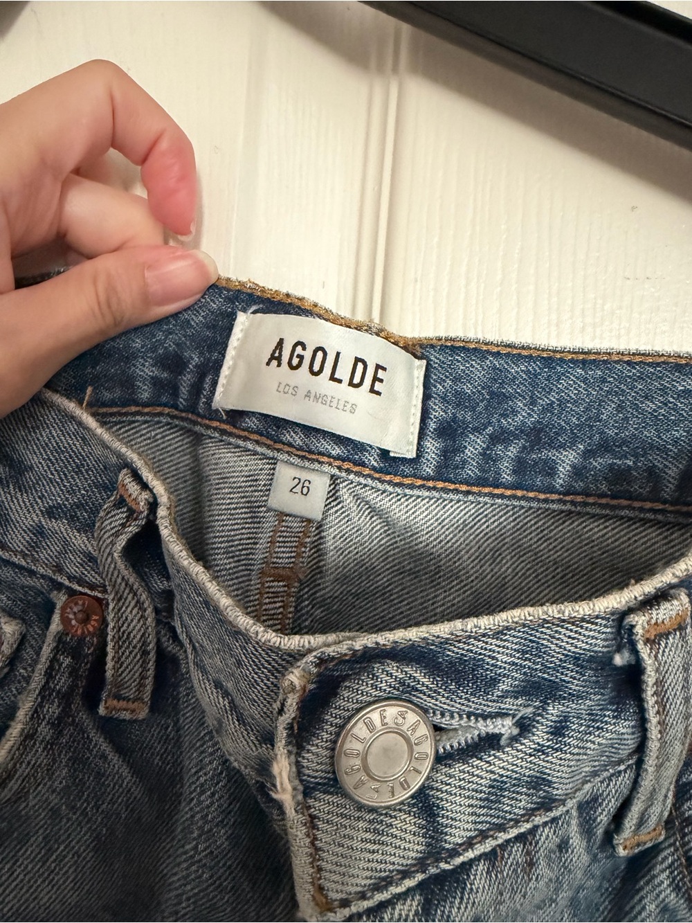 Agolde Riley High Rise Crop Jeans - Button Fly - Picture 3 of 11